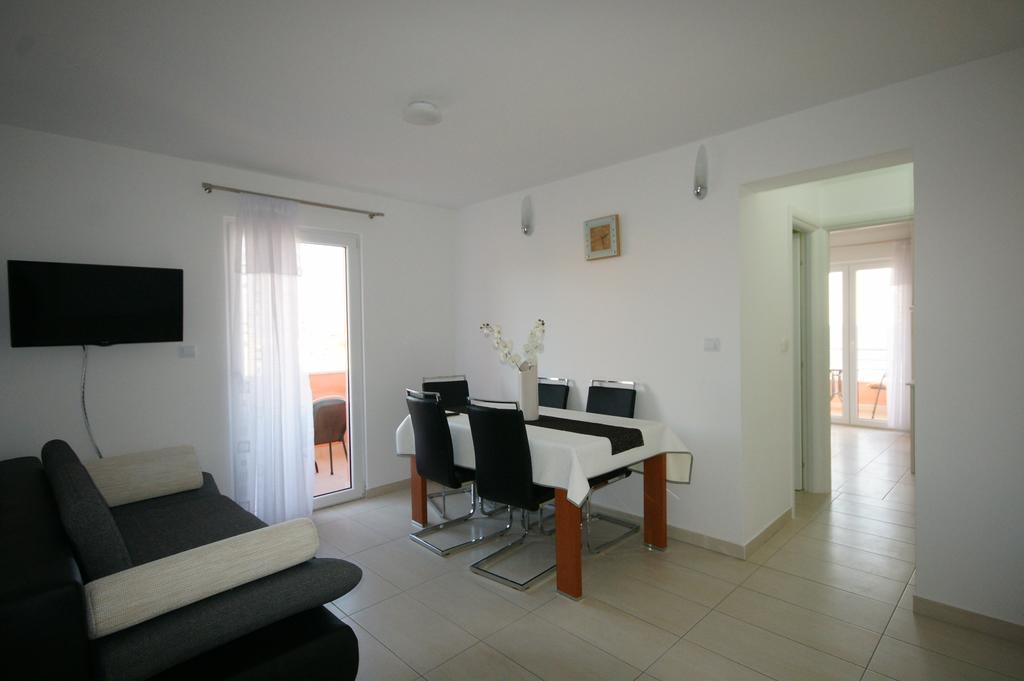 Apartments Villa Rosina Rogoznica  Zimmer foto