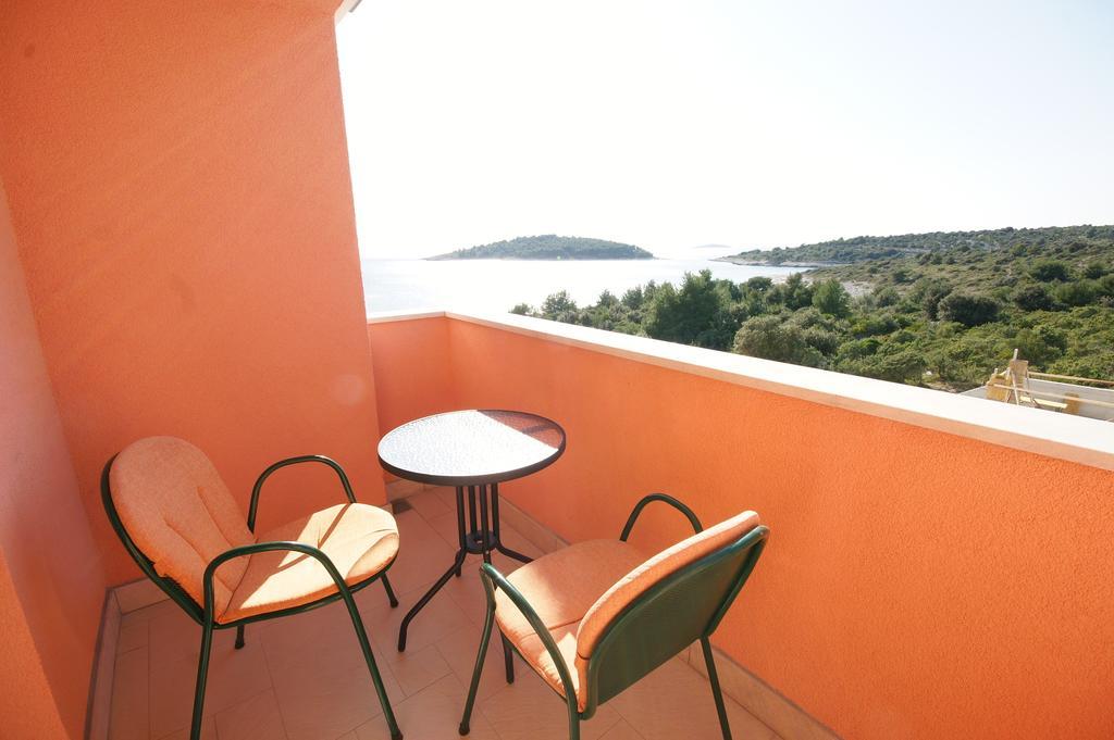 Apartments Villa Rosina Rogoznica  Zimmer foto