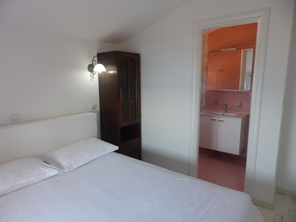 Apartments Villa Rosina Rogoznica  Zimmer foto